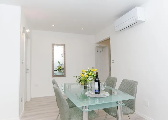 Astrid Appartement *